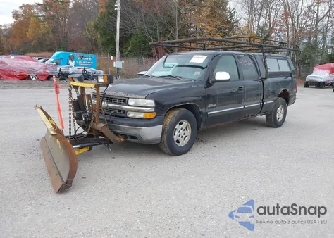 2002 Chevrolet Silverado 1500 Ls z USA, uszkodzony, nr VIN 2GCEK19T321222512